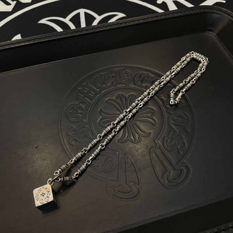 Ch*0me He**ts necklaces
